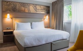 A&O London Docklands Riverside